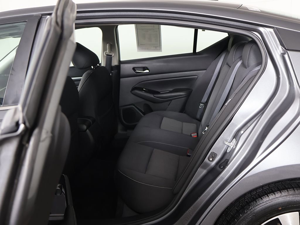 Used 2021 Nissan Altima 2.5 SV FWD image 25