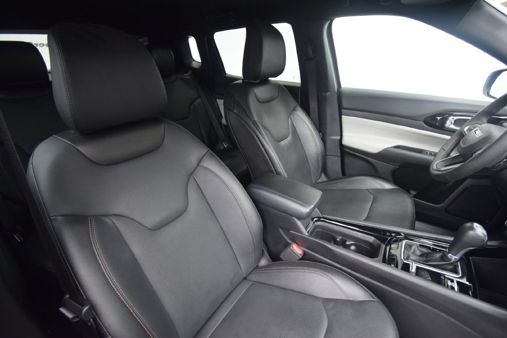 Used 2023 Jeep Compass Limited AWD/4WD image 14