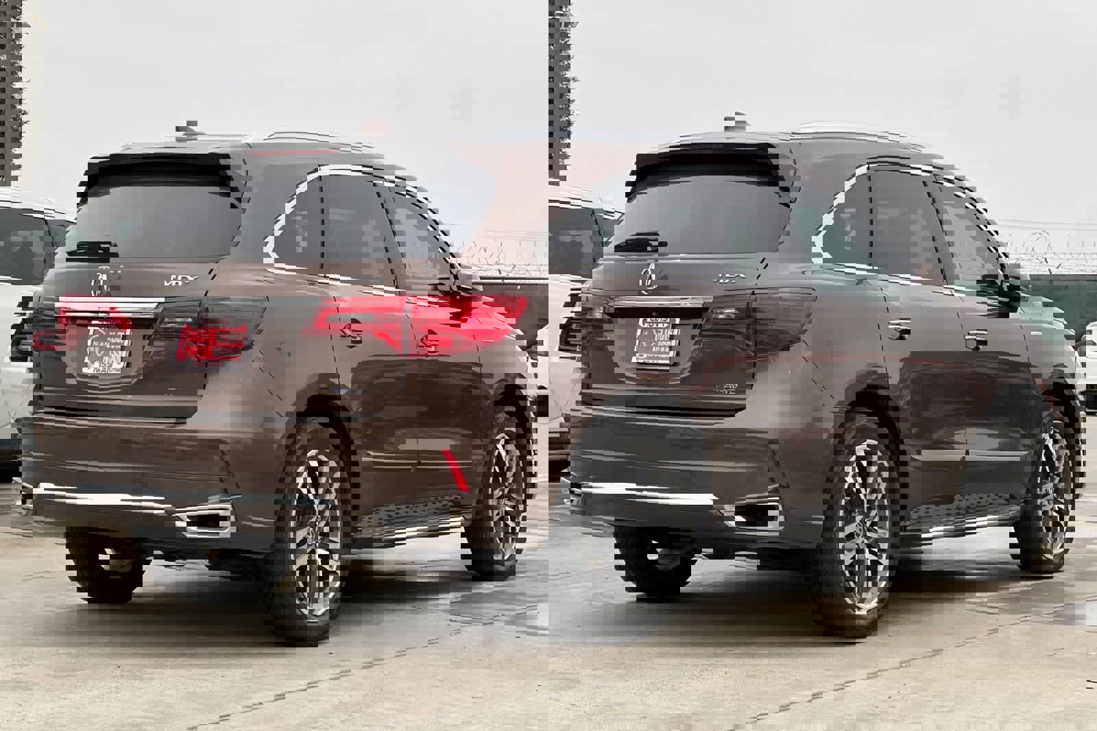 Used 2019 Acura MDX Sport Hybrid w/ Advance Pkg image 3