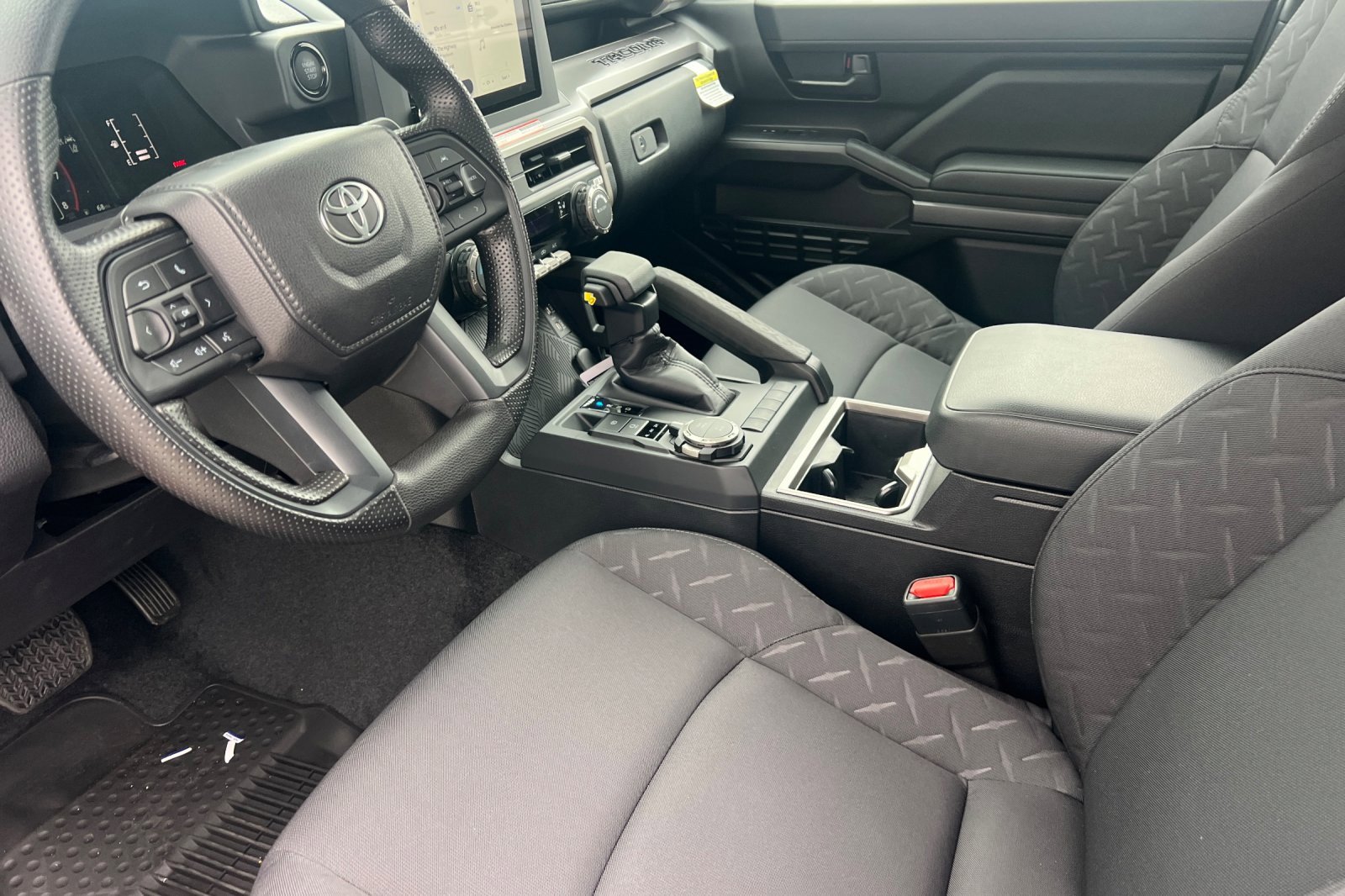 New 2025 Toyota Tacoma SR5 image 7