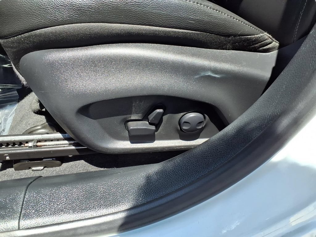 Certified 2025 Jeep Compass Limited AWD/4WD image 23