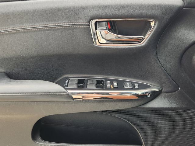 Used 2018 Toyota Avalon XLE FWD image 18