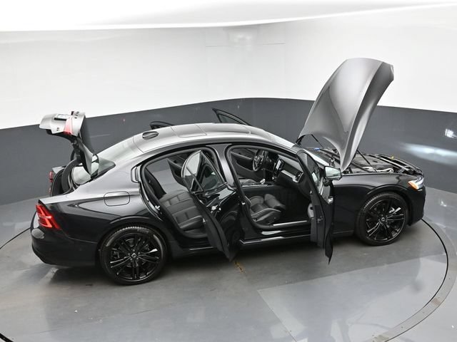 Used 2024 Volvo S60 B5 Plus w/ Climate Package FWD image 48