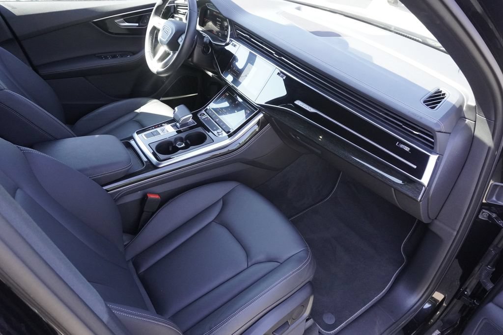 Used 2025 Audi Q7 3.0T Premium Plus AWD/4WD image 22