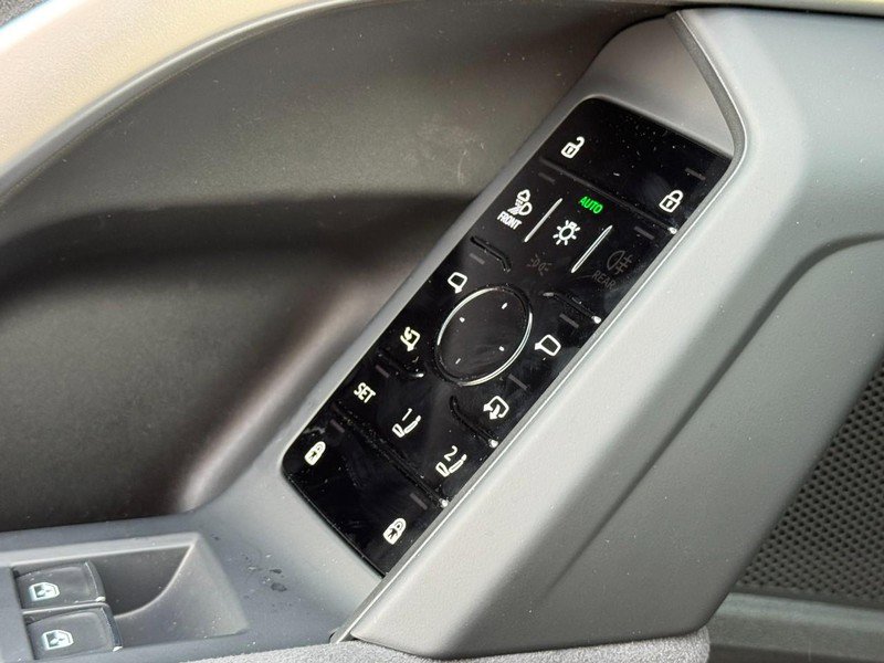 New 2025 Audi SQ5 Premium Plus image 12