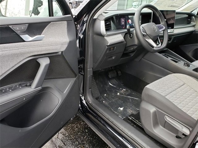 New 2026 Volkswagen Tiguan S image 6