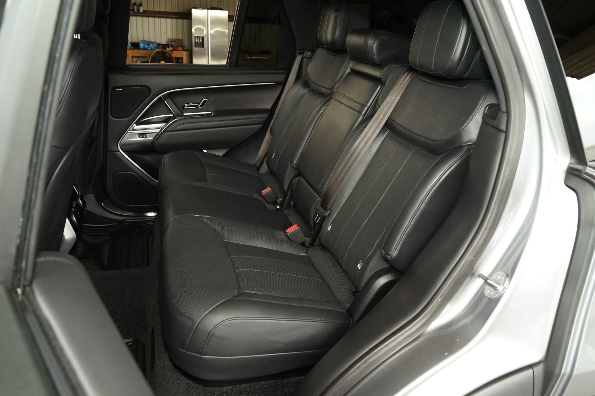 Used 2023 Land Rover Range Rover SE AWD/4WD image 25