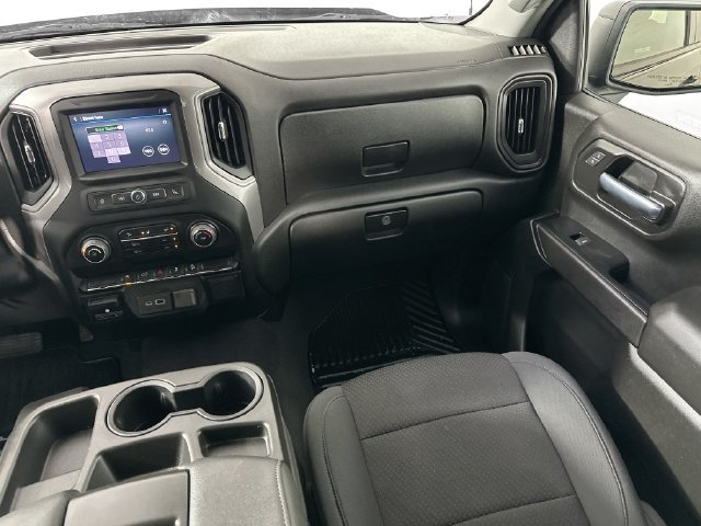 Used 2022 Chevrolet Silverado 1500 Custom Trail Boss AWD/4WD image 21