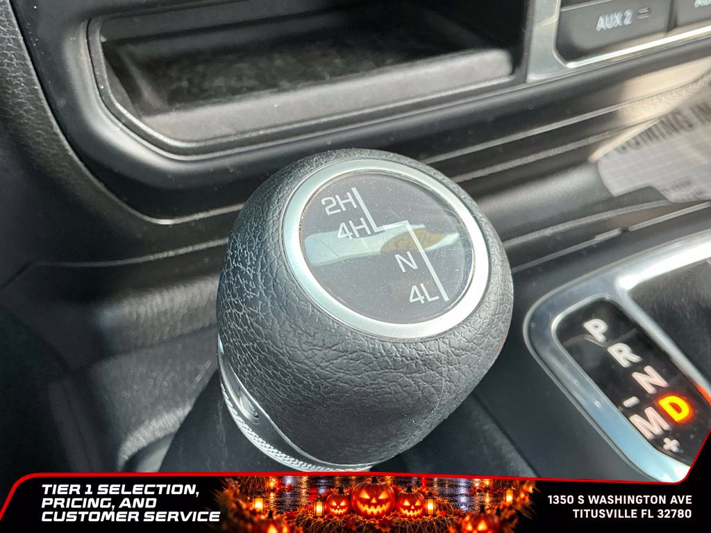 Used 2023 Jeep Wrangler Unlimited Sahara w/ Cold Weather Group AWD/4WD image 39
