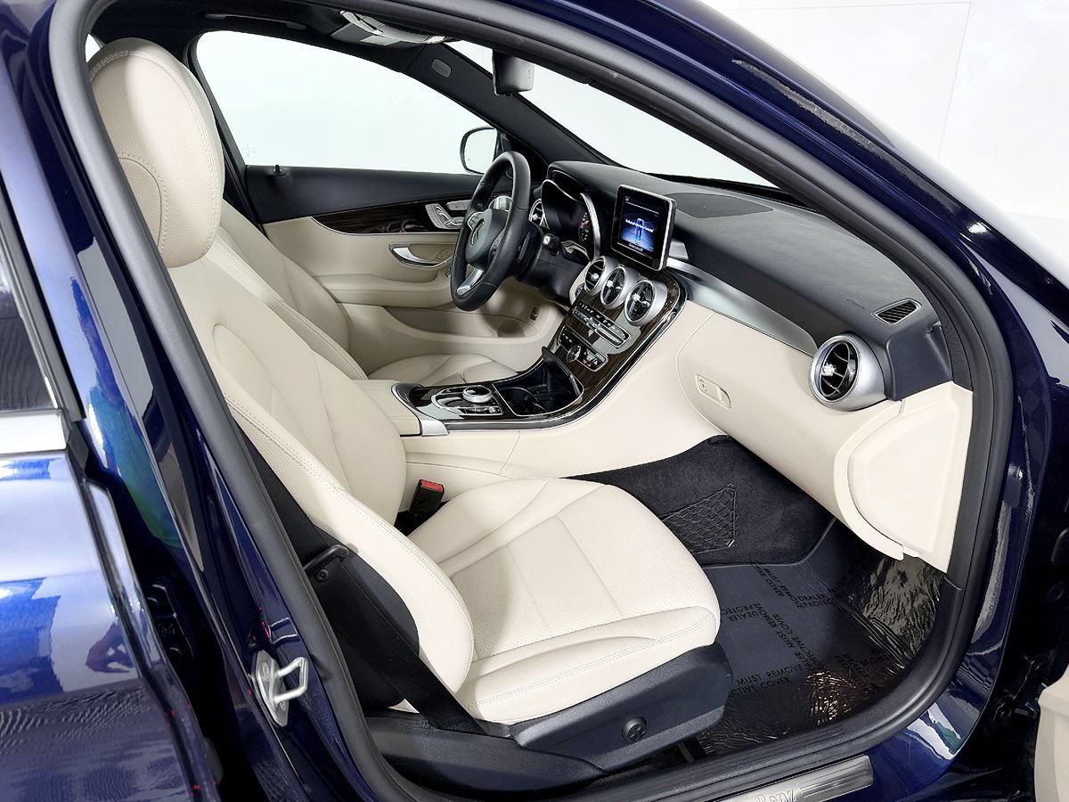 Used 2018 Mercedes-Benz C 300 4MATIC Sedan image 51