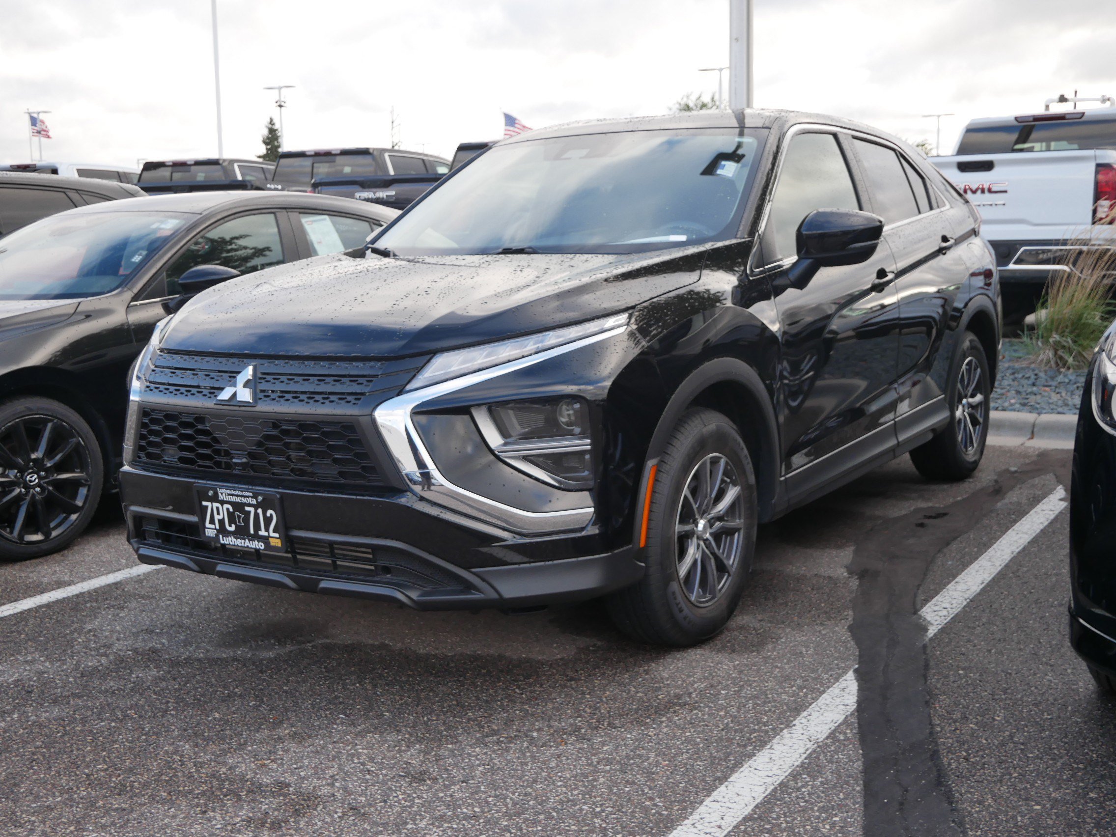 Used 2022 Mitsubishi Eclipse Cross ES FWD image 3
