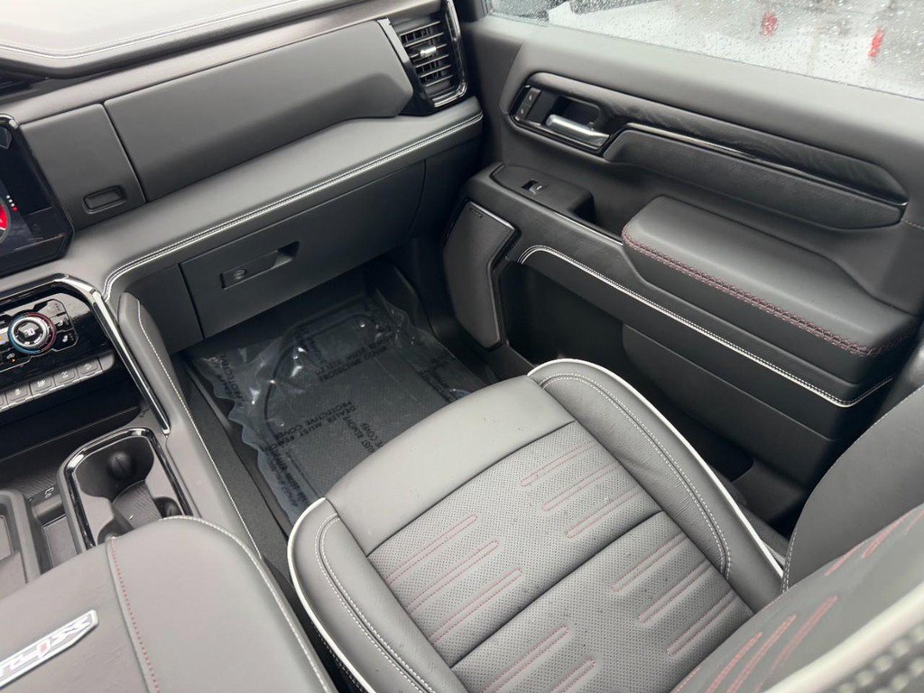 Used 2026 GMC Sierra 2500 AT4X AWD/4WD image 18