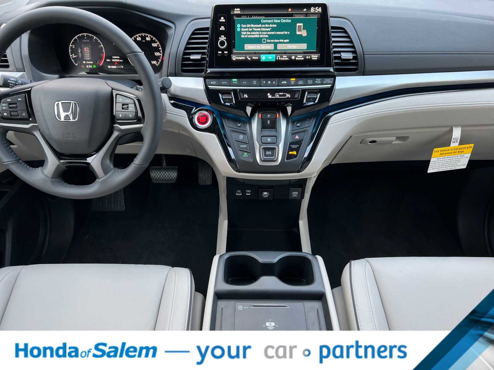 New 2026 Honda Odyssey Touring image 4