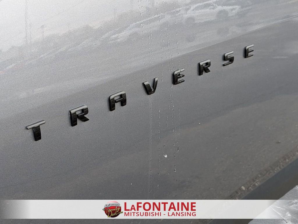 Used 2021 Chevrolet Traverse RS w/ LPO, Cargo Package FWD image 10