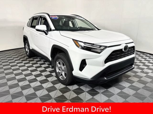 Certified 2025 Toyota RAV4 XLE w/ Convenience Package FWD image 1
