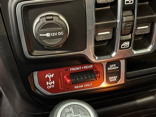 Used 2021 Jeep Wrangler Unlimited Rubicon w/ Cold Weather Group AWD/4WD image 32