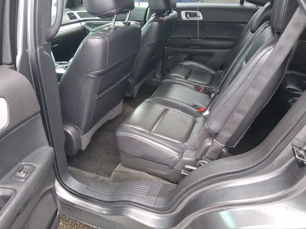 Used 2012 Ford Explorer XLT FWD image 12