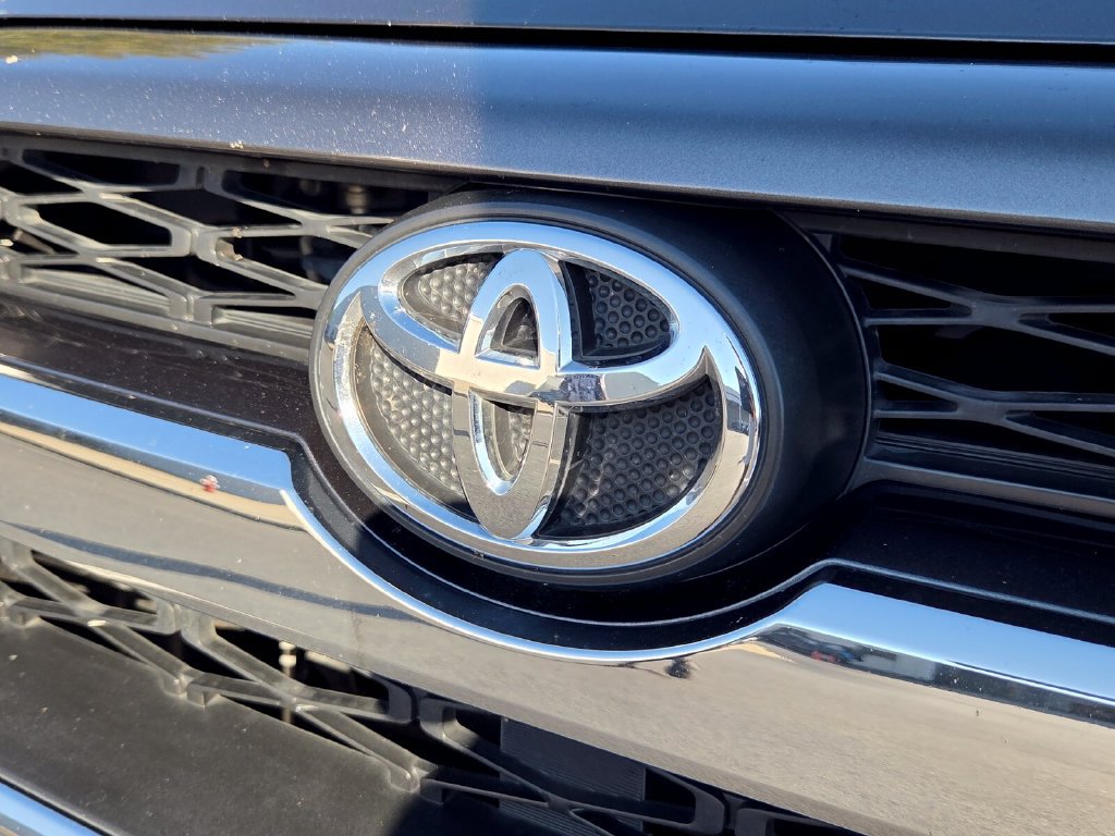 Used 2014 Toyota 4Runner Limited RWD image 9