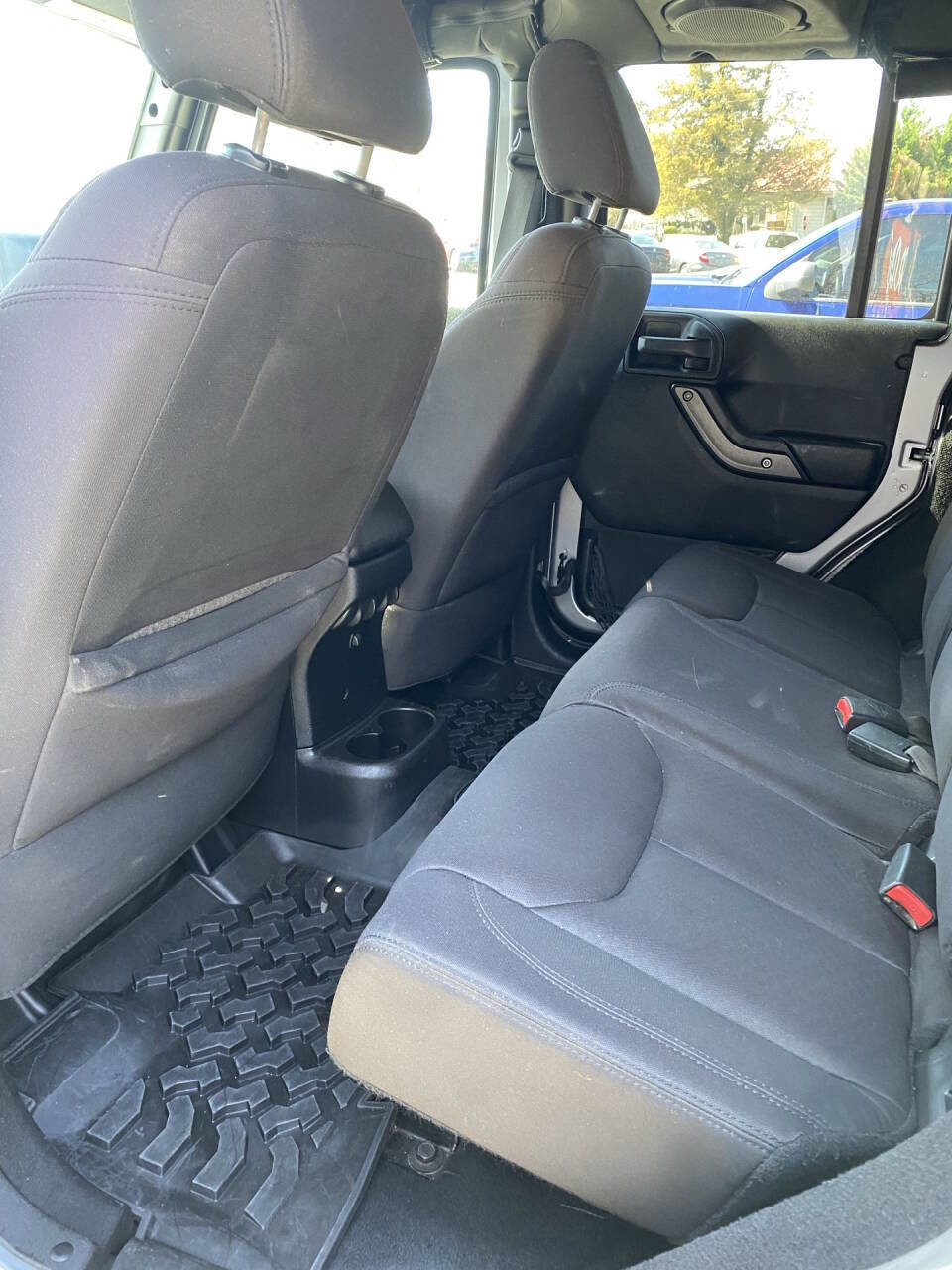 Used 2013 Jeep Wrangler Unlimited Sport AWD/4WD image 11