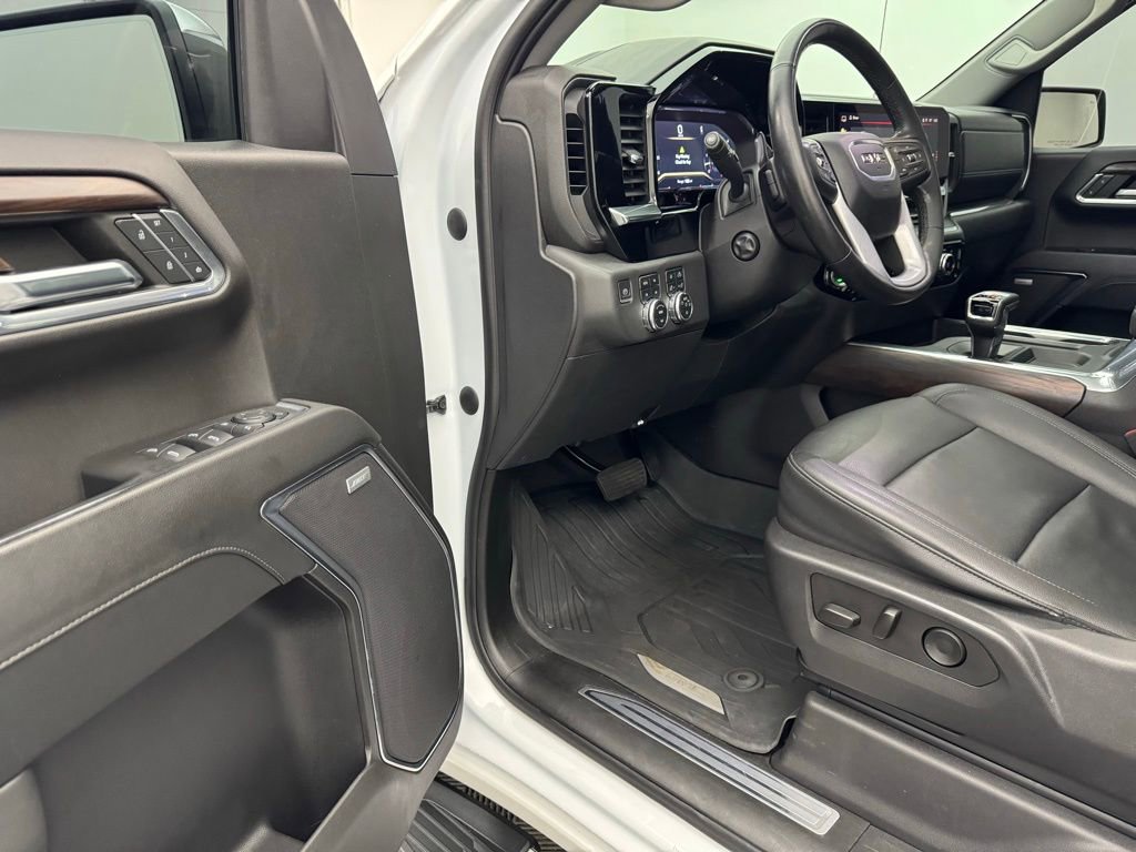 Used 2023 GMC Sierra 1500 SLT w/ SLT Premium Plus Package image 18
