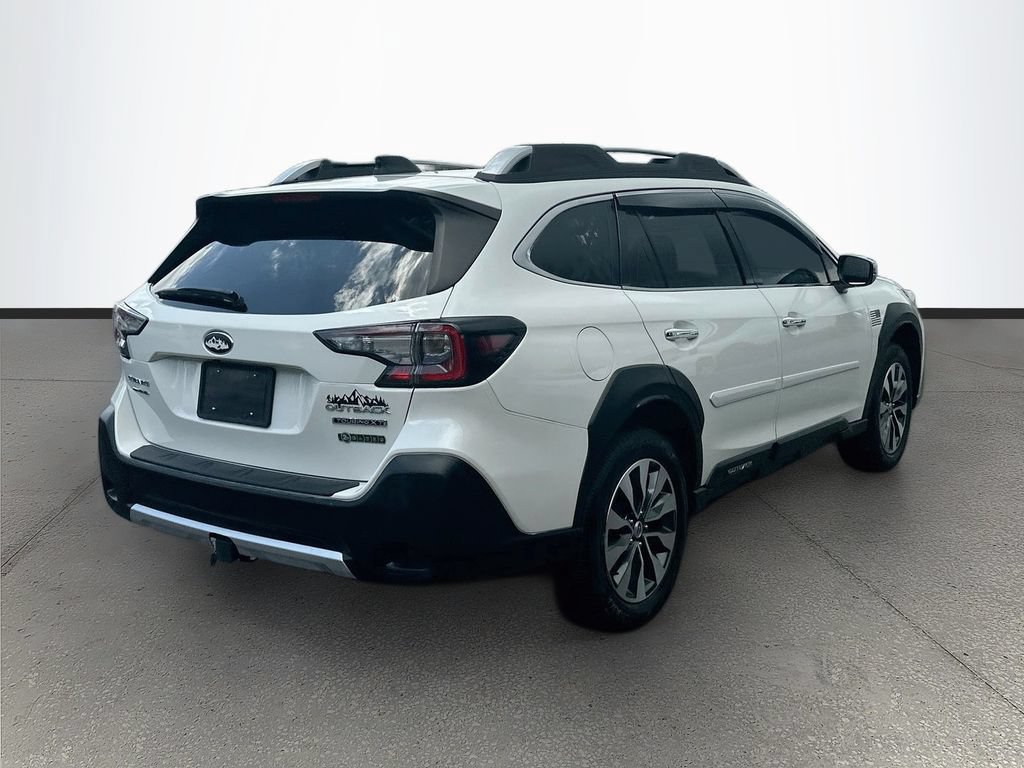 Used 2025 Subaru Outback Touring XT AWD/4WD image 7