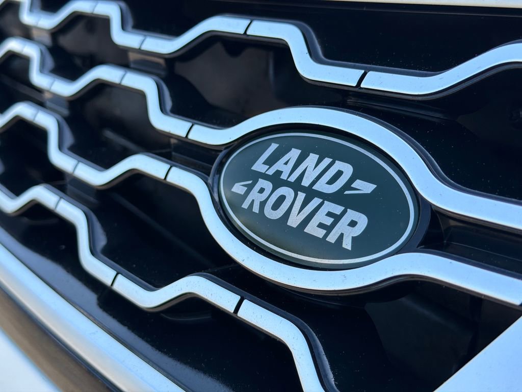Used 2023 Land Rover Range Rover Evoque S AWD/4WD image 15