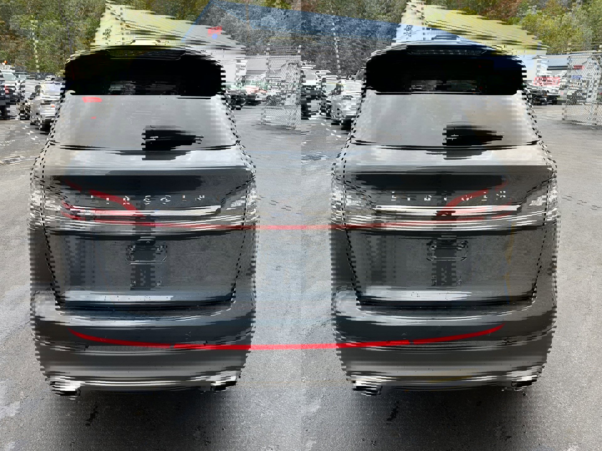 Used 2022 Lincoln Nautilus Reserve image 7