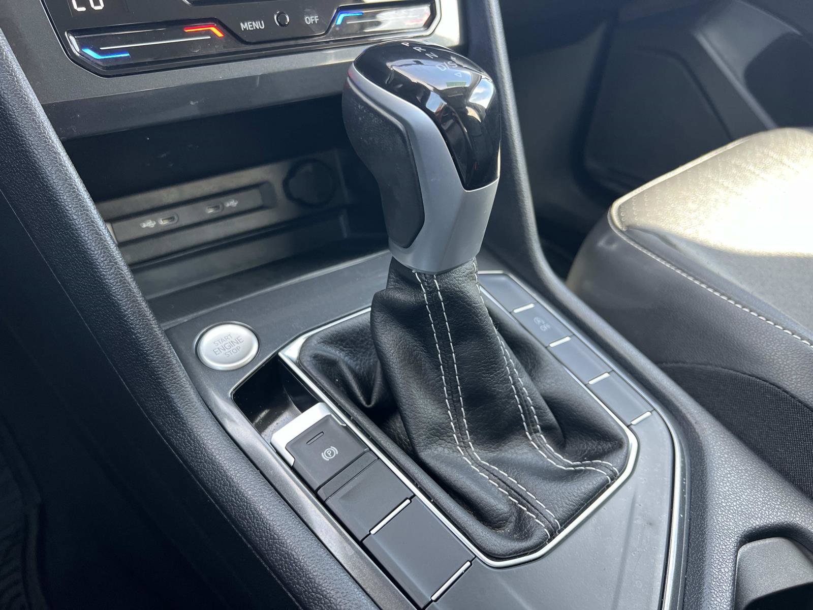 Certified 2023 Volkswagen Tiguan SE image 16