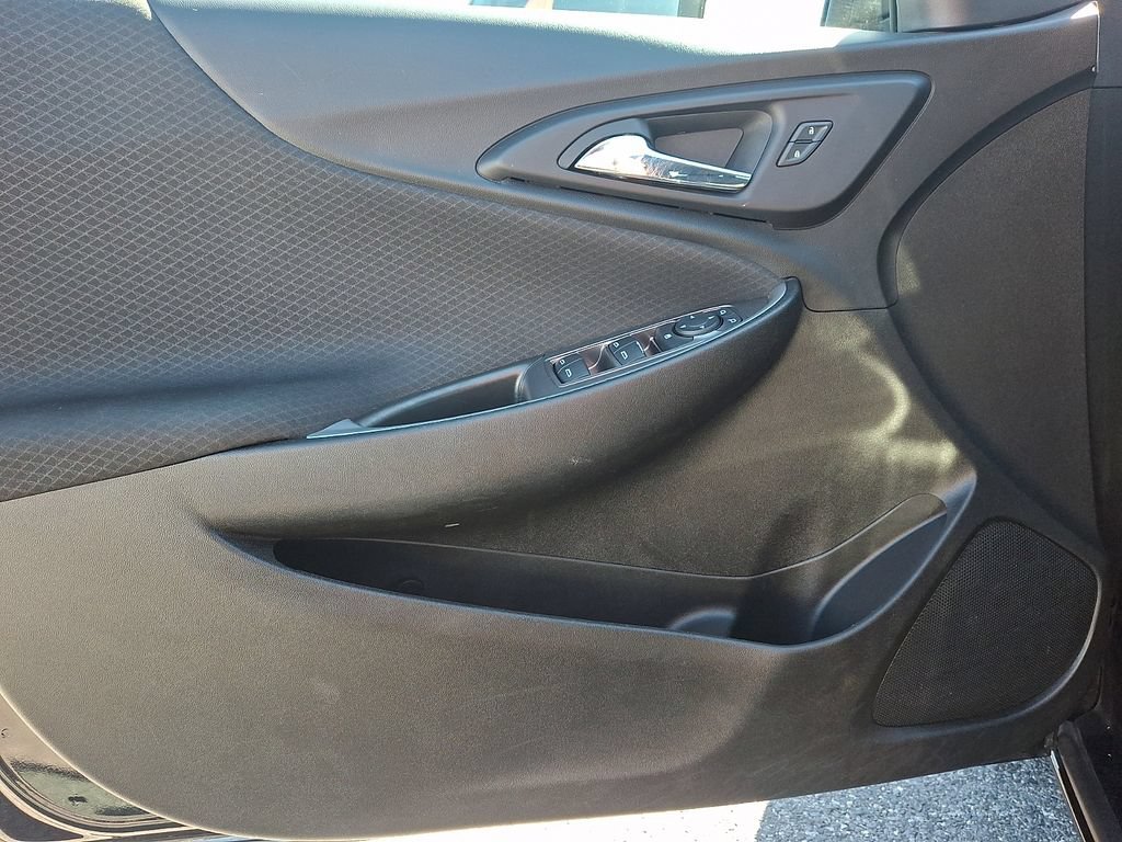 Used 2023 Chevrolet Malibu LS FWD image 14