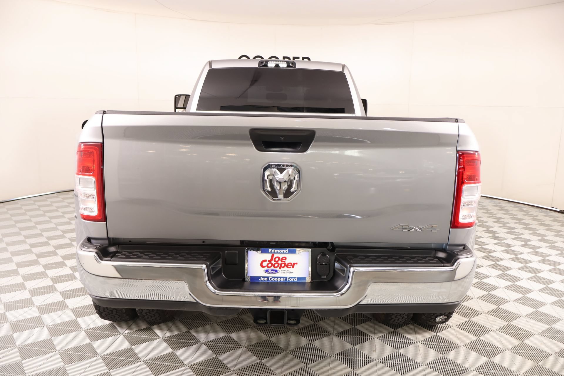 Used 2024 RAM 3500 Tradesman AWD/4WD image 20