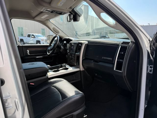 Used 2018 RAM 3500 Laramie AWD/4WD image 22