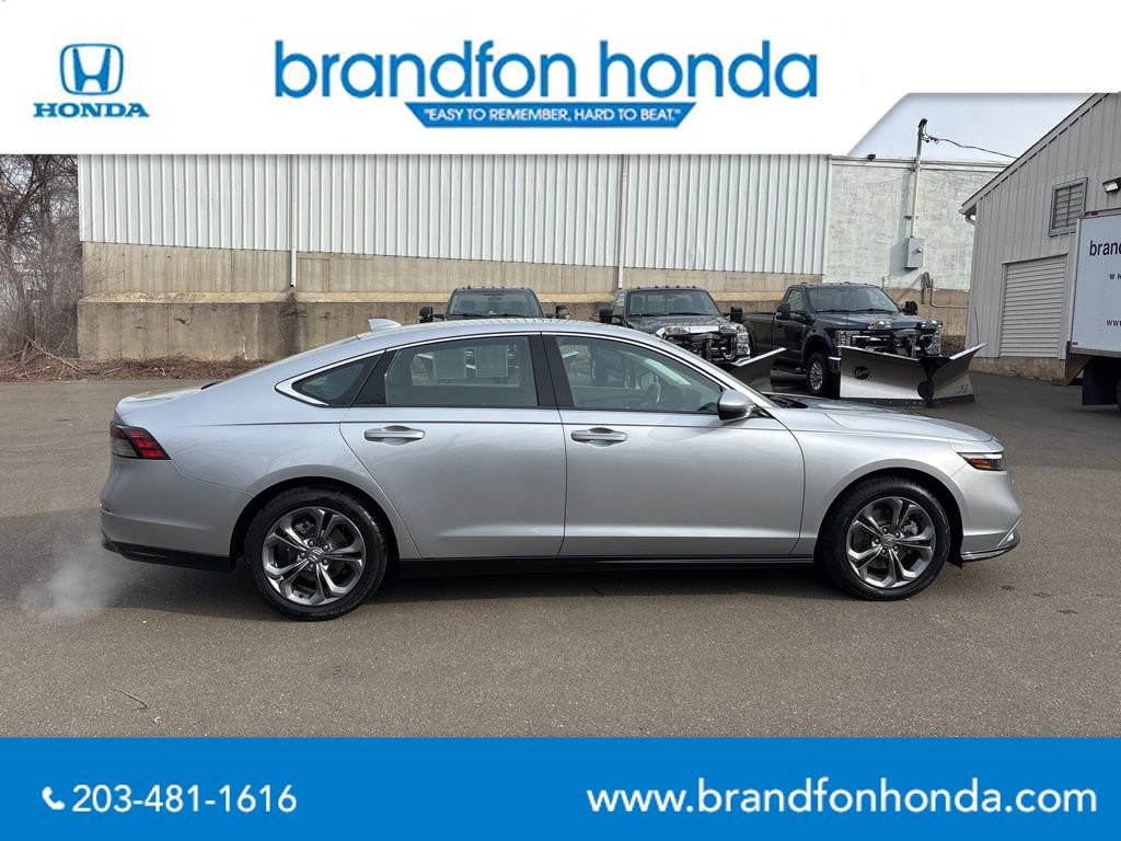 Used 2023 Honda Accord EX-L image 7