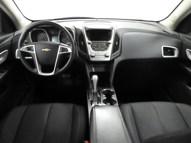 Used 2015 Chevrolet Equinox LT w/ Driver Convenience Package image 9