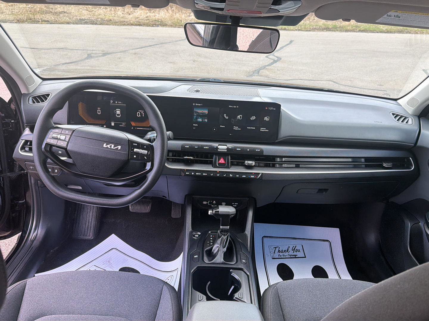 Used 2025 Kia K4 LXS image 30