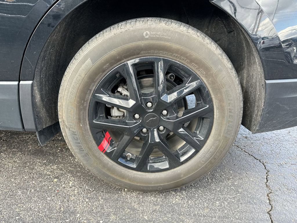 Used 2024 Chevrolet Equinox LT w/ LPO, Floor Liner Package image 10