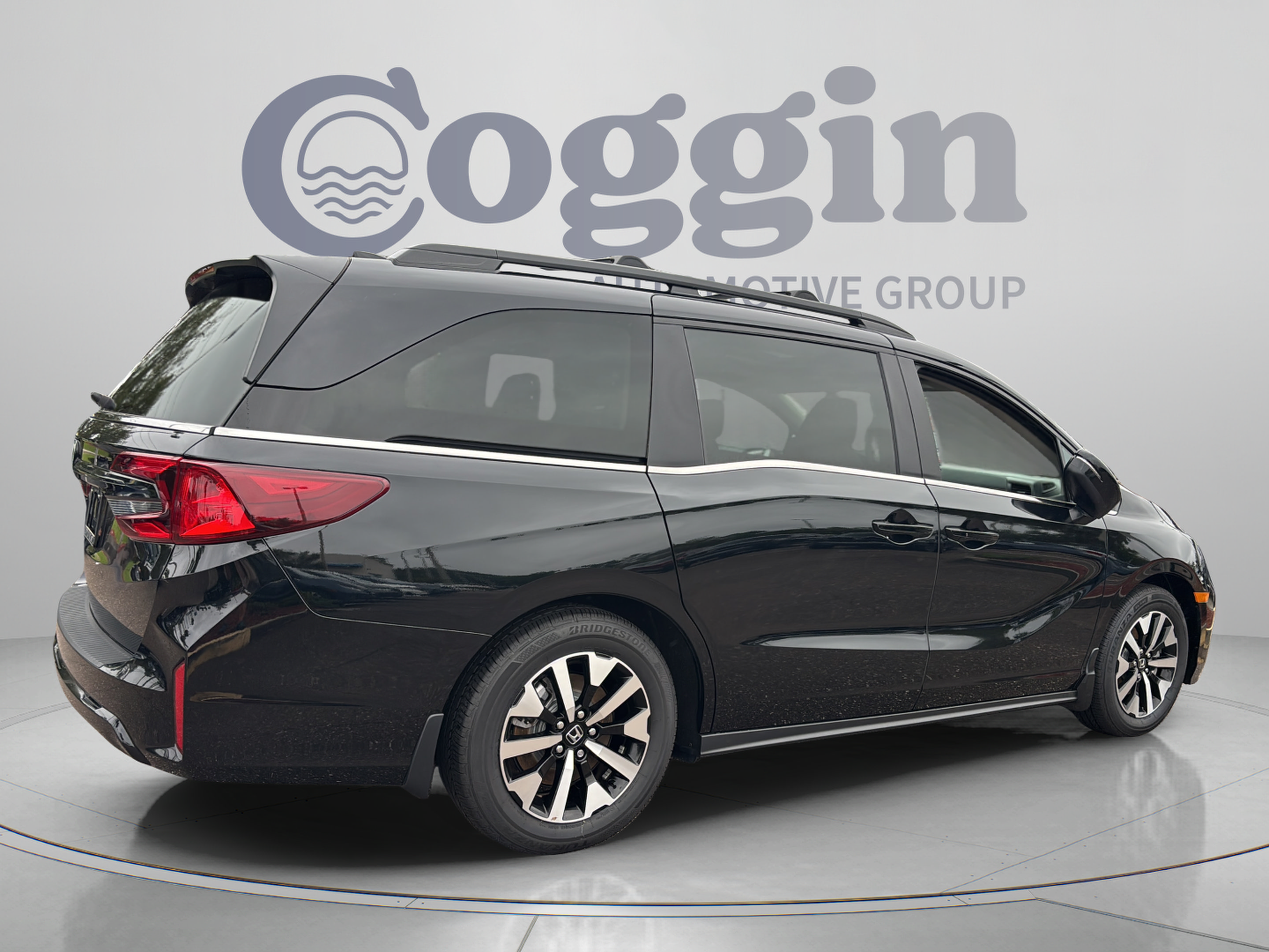 Certified 2026 Honda Odyssey EX-L image 6