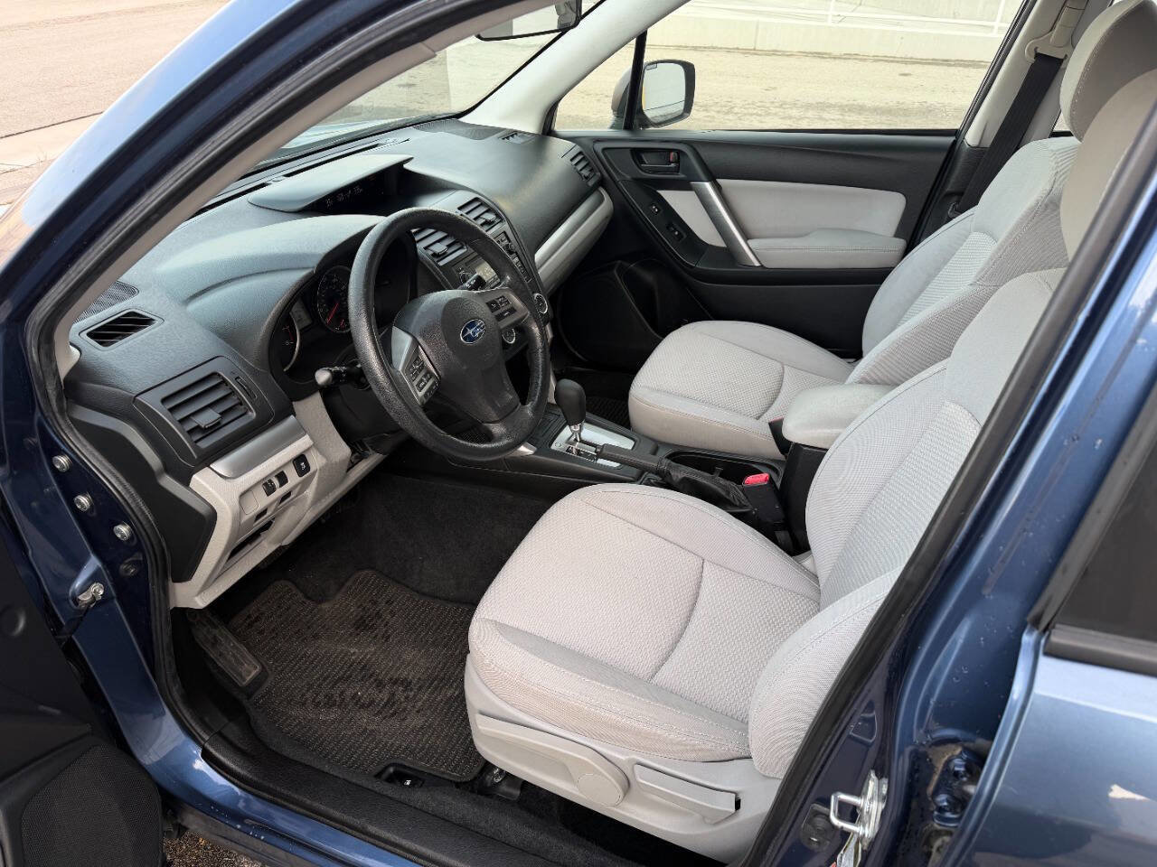 Used 2014 Subaru Forester 2.5i image 16