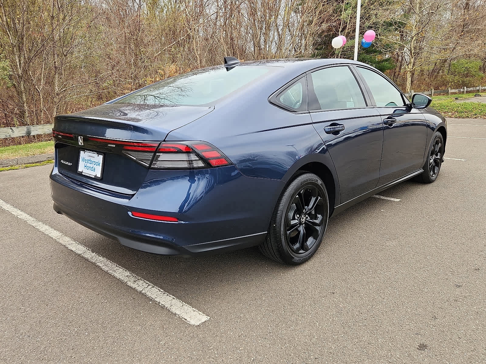 Certified 2025 Honda Accord SE image 5