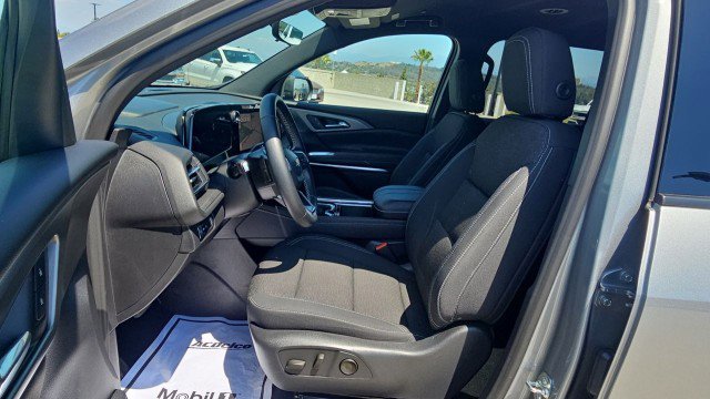 Used 2026 Chevrolet Traverse LT w/ Driver Confidence Package FWD image 19