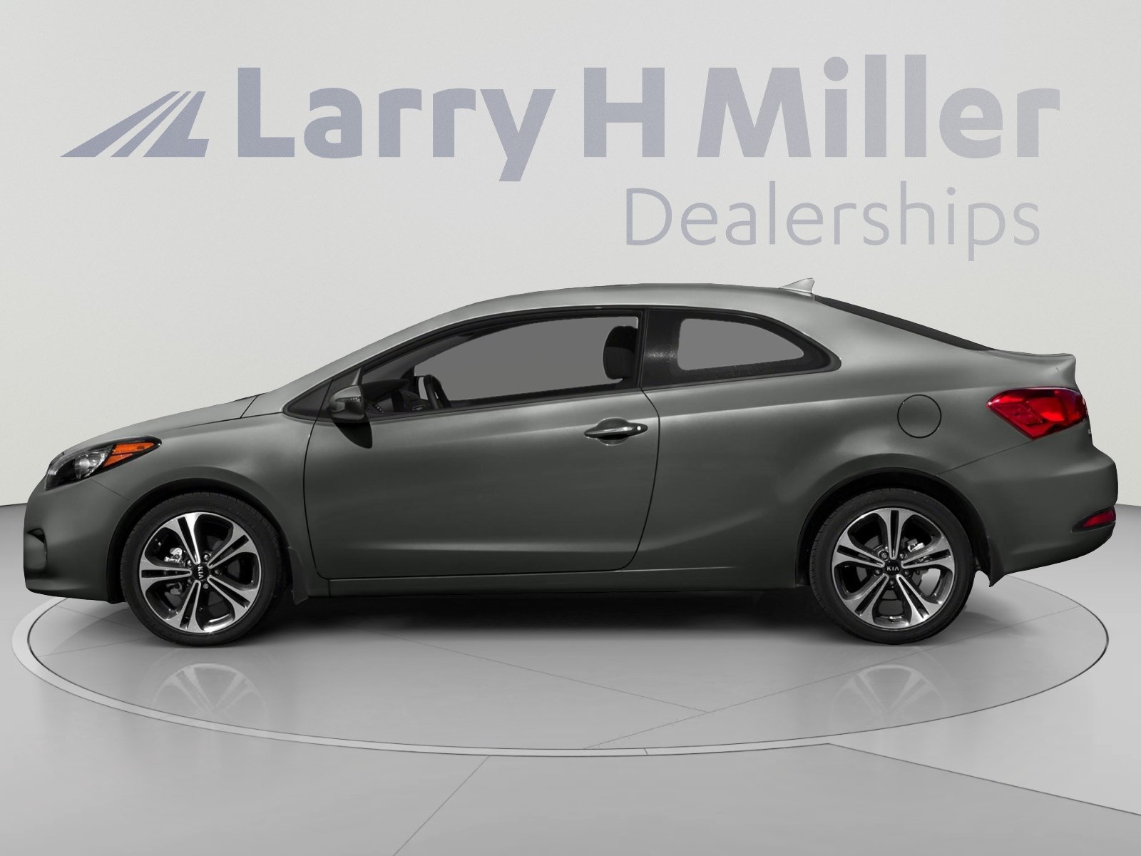 Used 2016 Kia Forte Koup SX FWD image 3