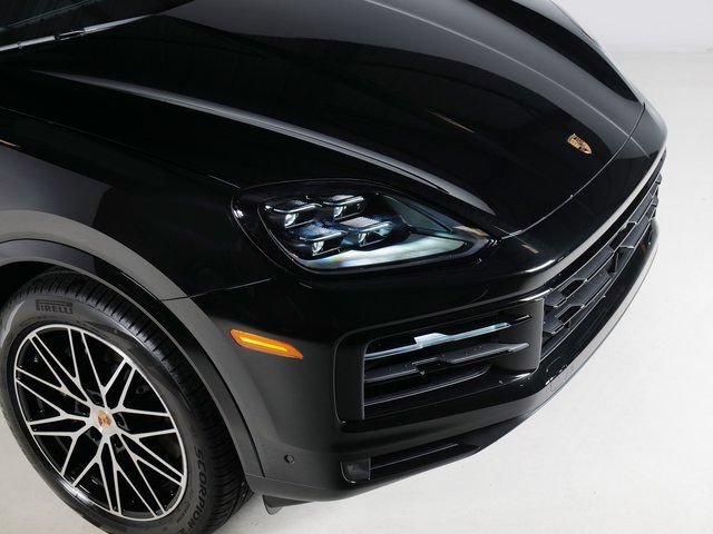 New 2026 Porsche Cayenne AWD/4WD image 30