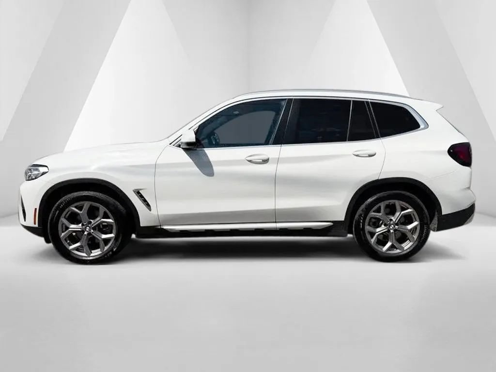 Used 2022 BMW X3 xDrive30i AWD/4WD image 4