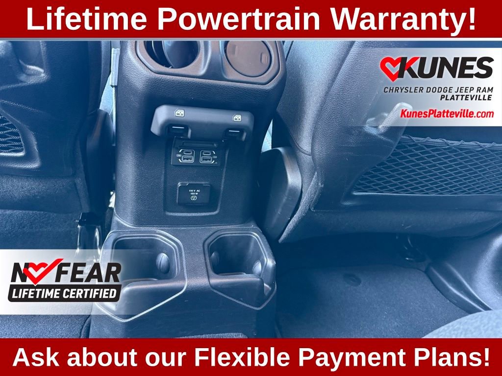 Used 2025 Jeep Wrangler Unlimited Rubicon image 17