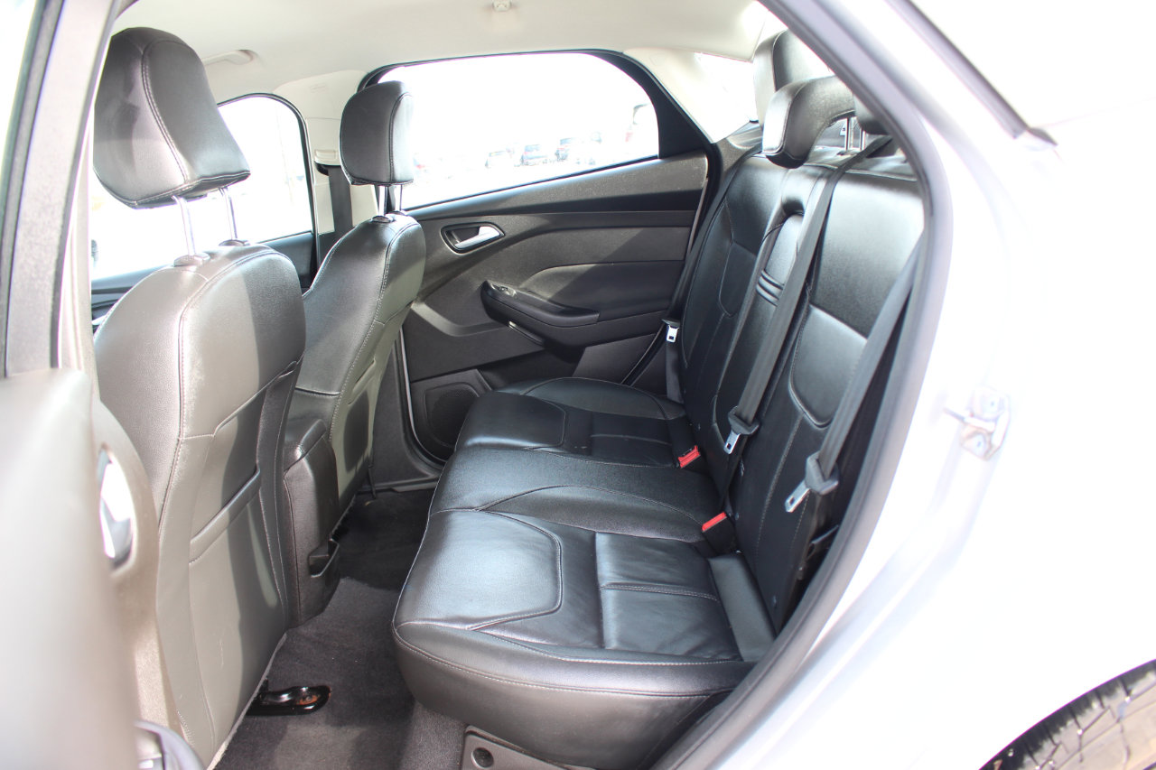 Used 2016 Ford Focus SE w/ Equipment Group 201A image 31