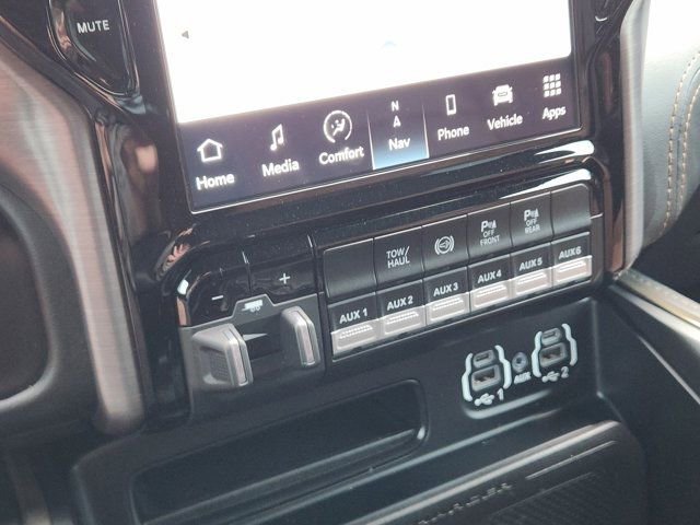 Used 2022 RAM 2500 Limited image 22