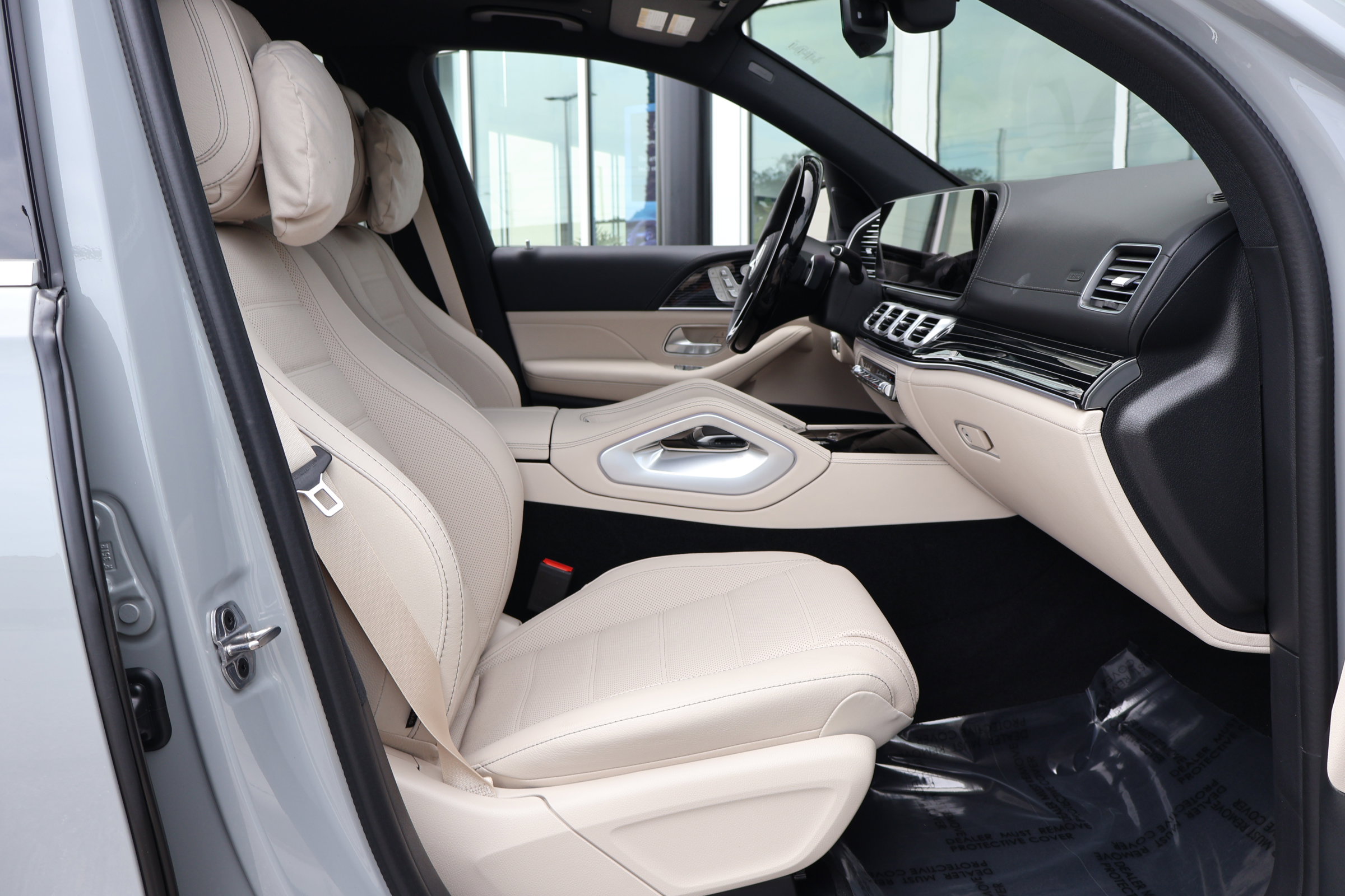 New 2026 Mercedes-Benz GLS 580 4MATIC image 25