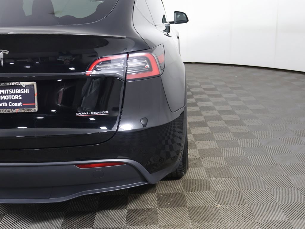 Used 2024 Tesla Model Y Performance image 16