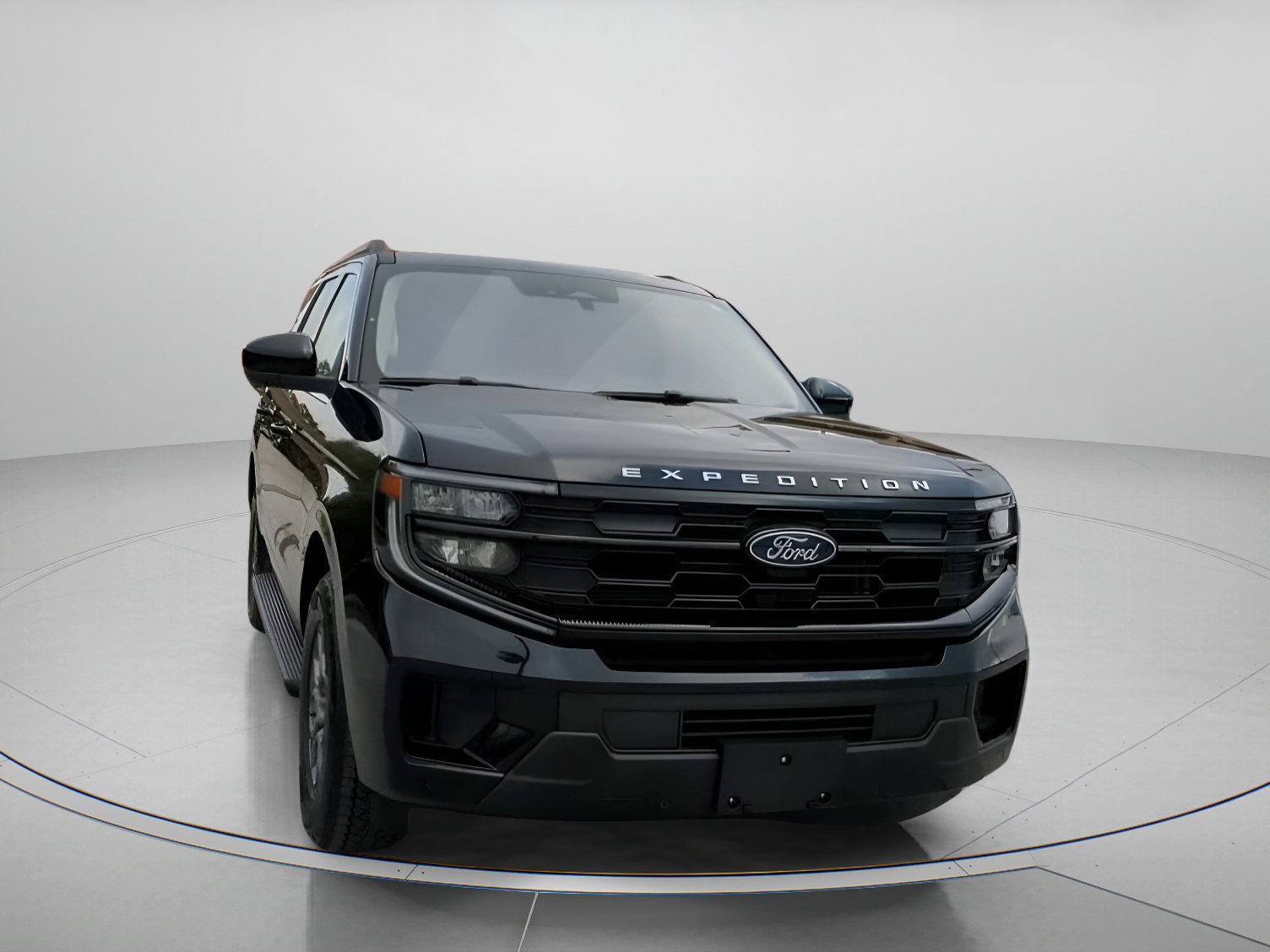 Certified 2025 Ford Expedition Active image 4