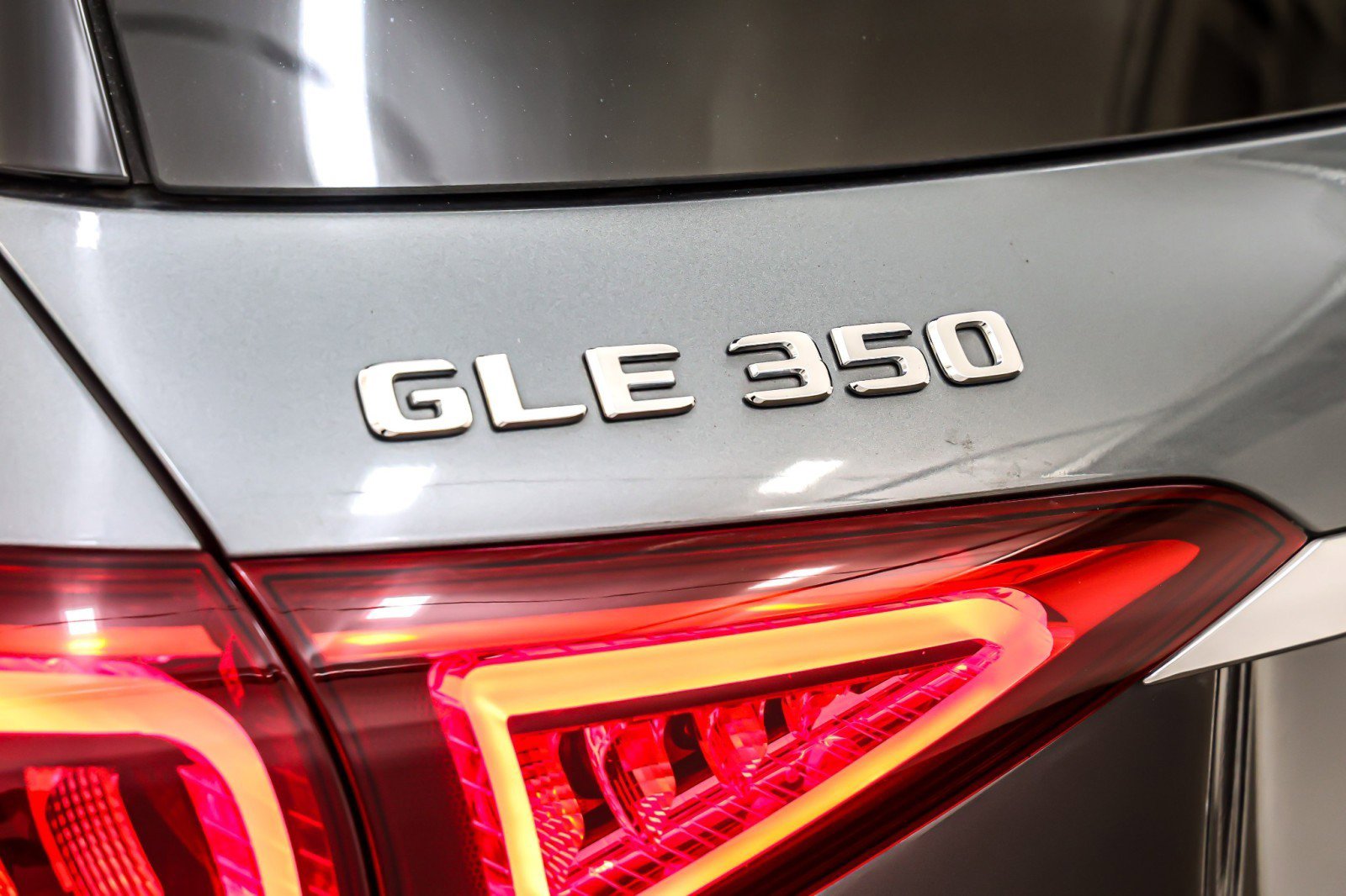 Used 2020 Mercedes-Benz GLE 350 4MATIC image 9