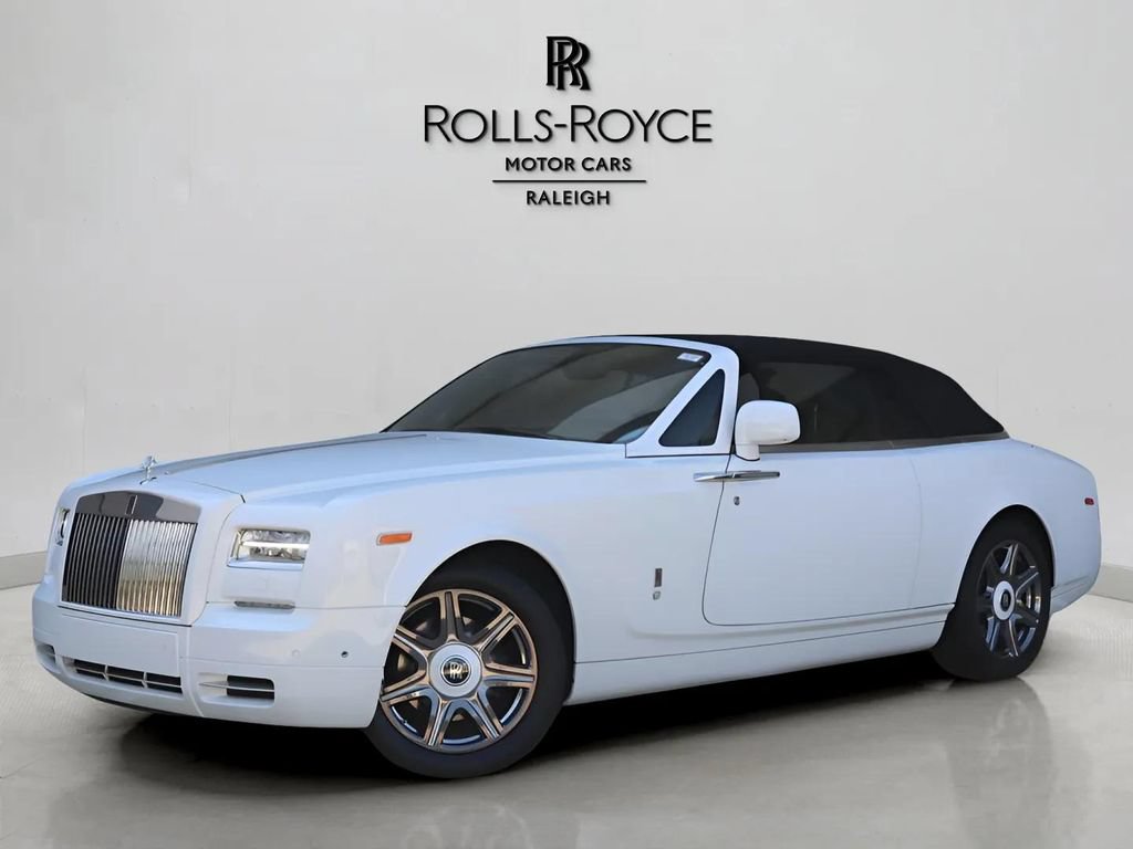 Used 2015 Rolls-Royce Phantom Drophead Coupe RWD image 8